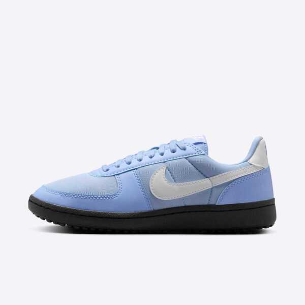 WMNS NIKE FIELD GENERAL