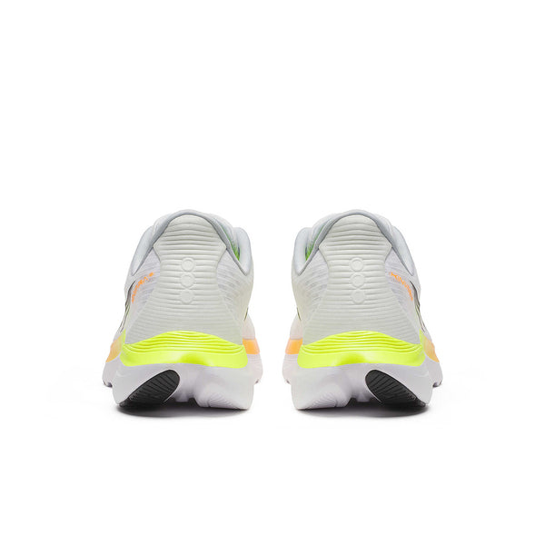 SAUCONY KINVARA 16