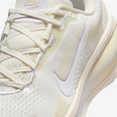 W NIKE VOMERO 18 ESS