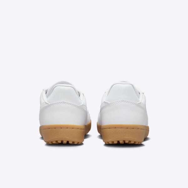 NIKE WMNS FIELD GENERAL 82