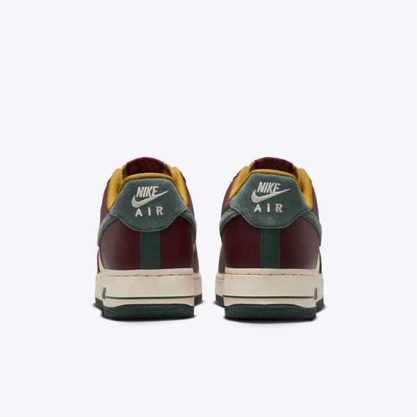 NIKE AIR FORCE 1 07 LV8