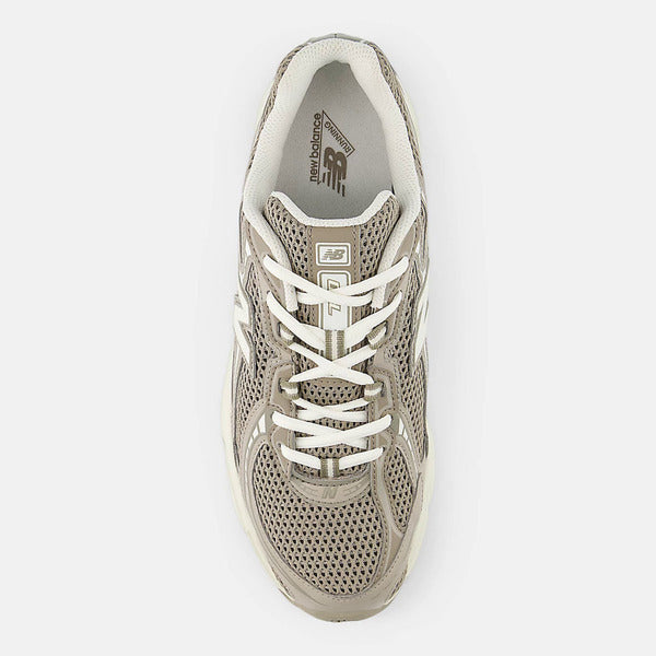 NEW BALANCE 740