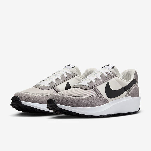 NIKE WAFFLE NAV