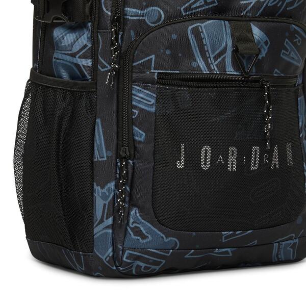 NIKE JORDAN BLACKTOP