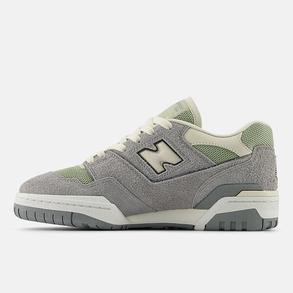 NEW BALANCE 550
