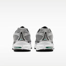 NIKE AIR MAX MOTO 2K