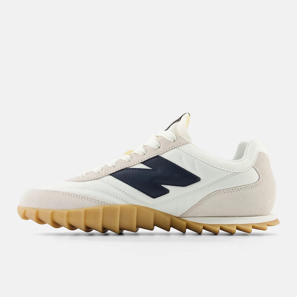 NEW BALANCE RC30