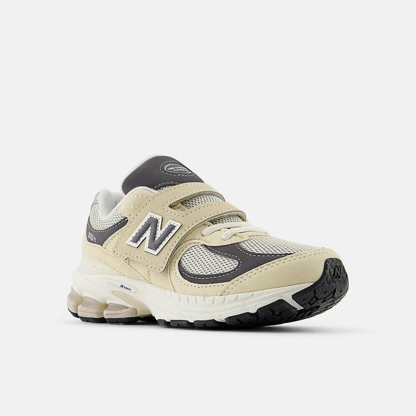 NEW BALANCE 2002