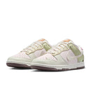 W NIKE DUNK LOW LX