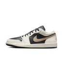 NIKE AIR JORDAN 1 LOW