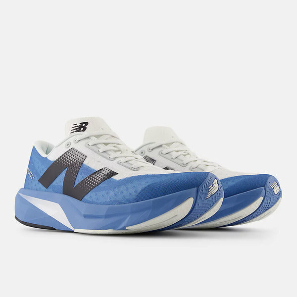 NEW BALANCE FUELCELL REBEL V4