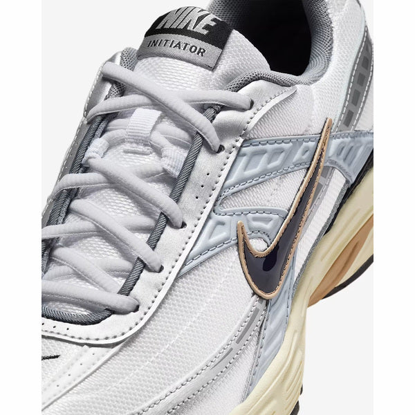 NIKE INITIATOR