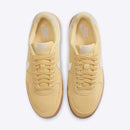 WMNS NIKE FIELD GENERAL