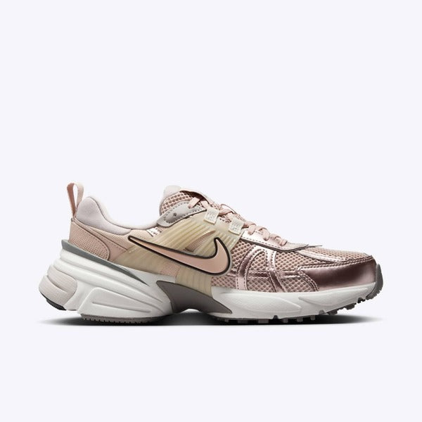 NIKE WMNS V2K RUN