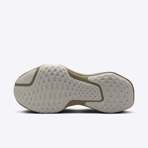 NIKE ZOOMX INVINCIBLE RUN FK 3