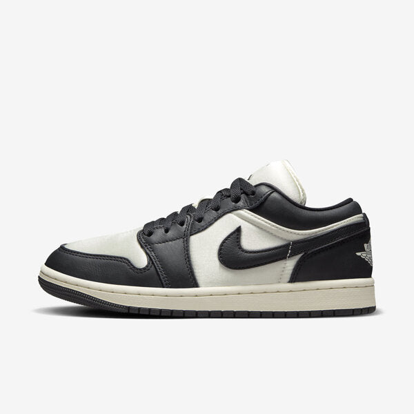 NIKE W AIR JORDAN 1 LOW VINTAGE