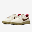 WMNS NIKE FIELD GENERAL