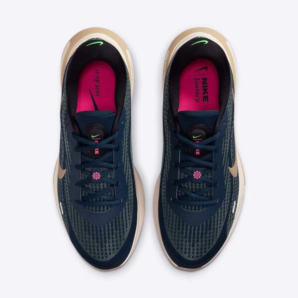NIKE JOURNEY RUN