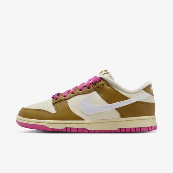 W NIKE DUNK LOW SE