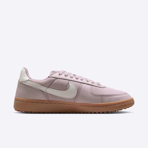 WMNS NIKE FIELD GENERAL