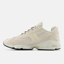 NEW BALANCE 1000