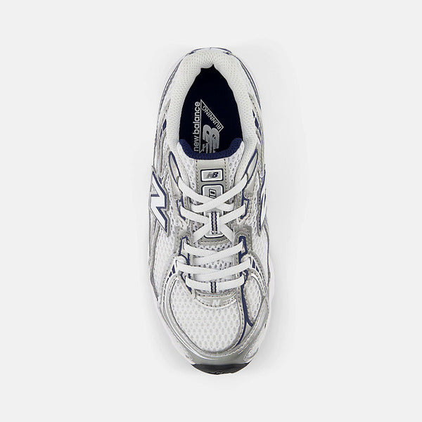 NEW BALANCE 740
