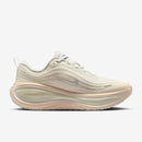W NIKE VOMERO PLUS ESS