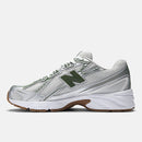 NEW BALANCE 740