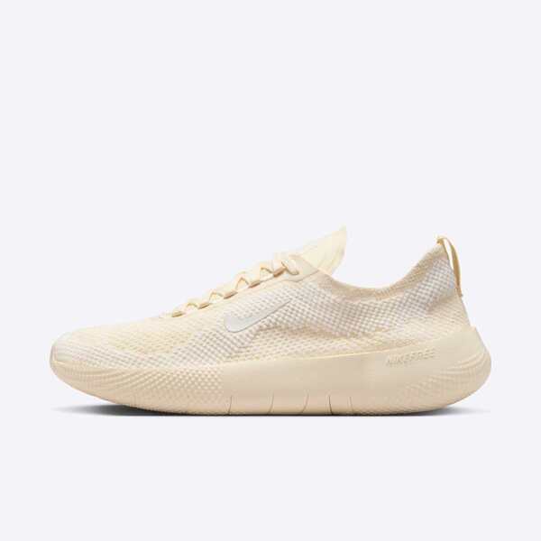 W NIKE FREE 2025