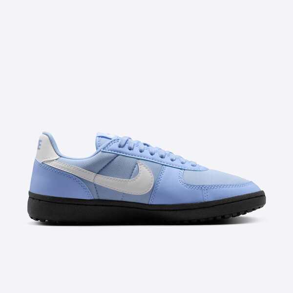 WMNS NIKE FIELD GENERAL