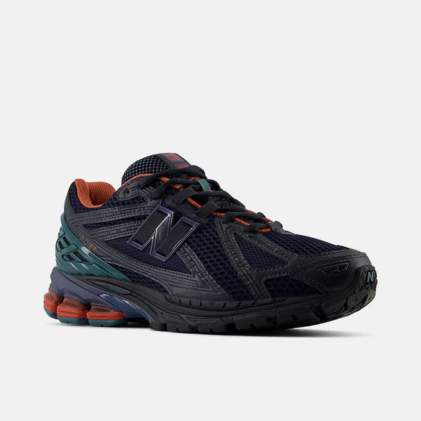 NEW BALANCE 1906R