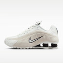 NIKE WMNS SHOX R4