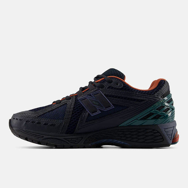 NEW BALANCE 1906R