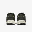 W NIKE ZOOM VOMERO 5