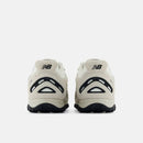 NEW BALANCE 204L