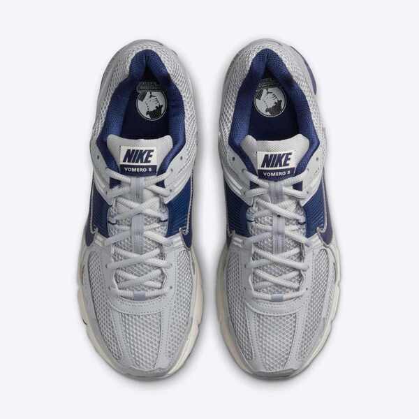NIKE ZOOM VOMERO 5