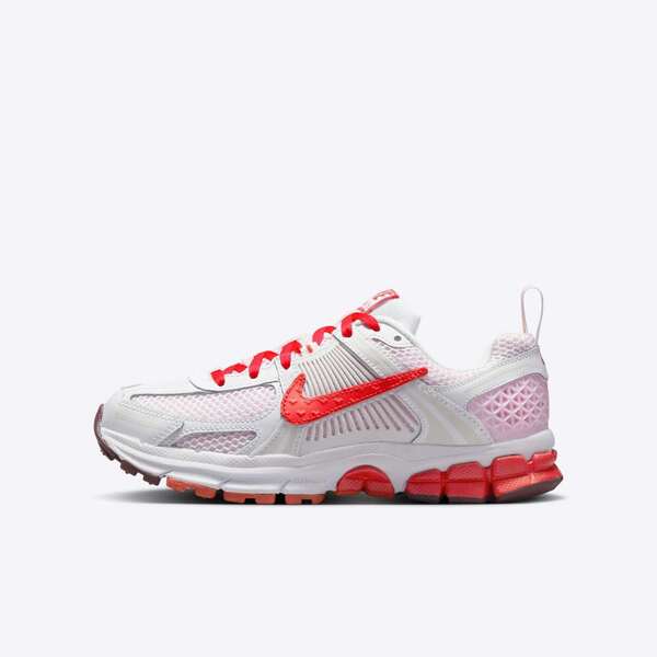 NIKE AIR ZOOM VOMERO 5 GS