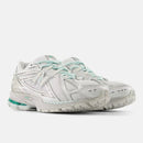 NEW BALANCE 1906R