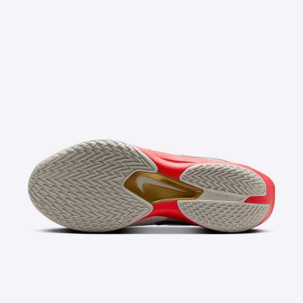 NIKE G.T. CUT 3