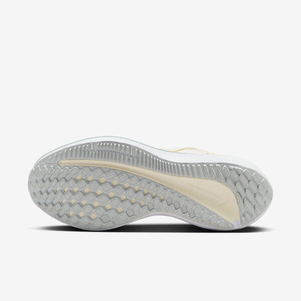 NIKE WMNS AIR WINFLO 10