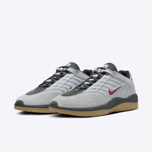 NIKE SB VERTEBRAE