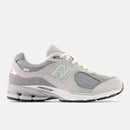 NEW BALANCE 2002R