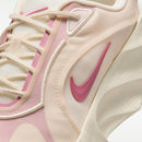 WMNS NIKE AURA EDGE