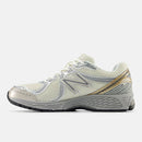 NEW BALANCE 860V2