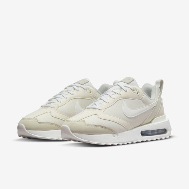 NIKE WMNS AIR MAX DAWN