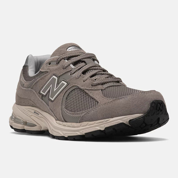 NEW BALANCE 2002R