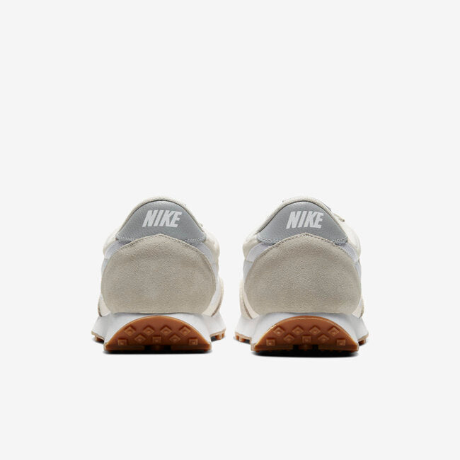 W NIKE DBREAK