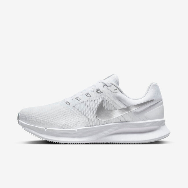 NIKE W RUN SWIFT 3