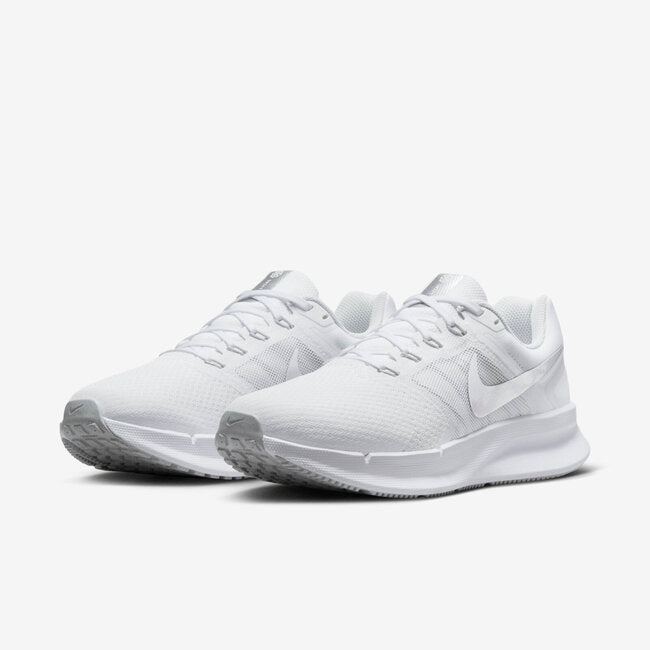 NIKE W RUN SWIFT 3